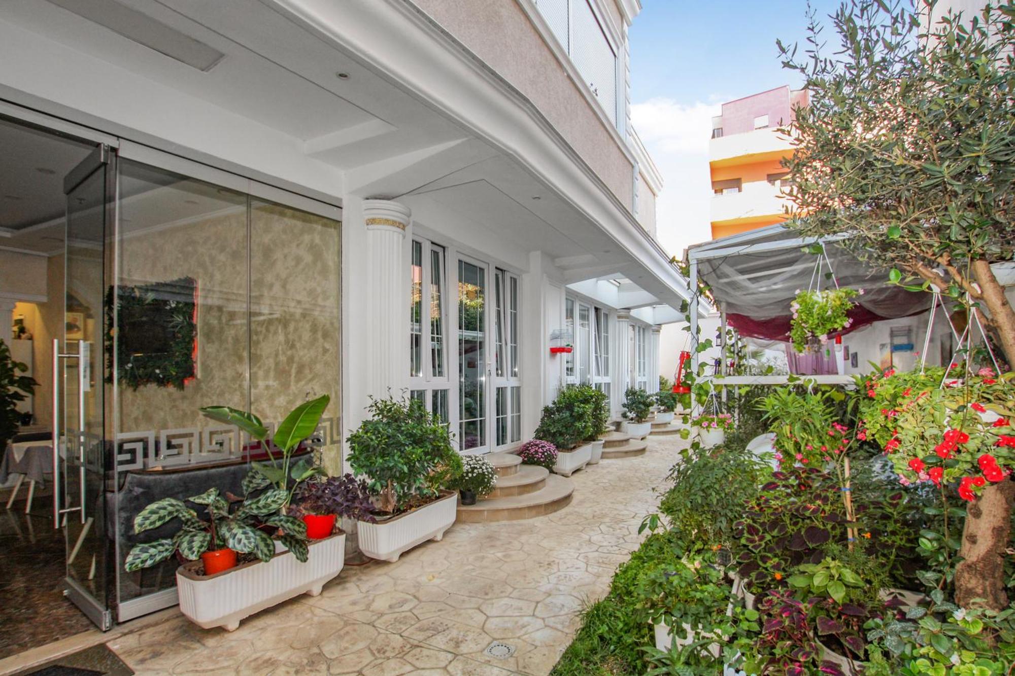 Rezidence Tredi City Center Tiranë Ngoại thất bức ảnh